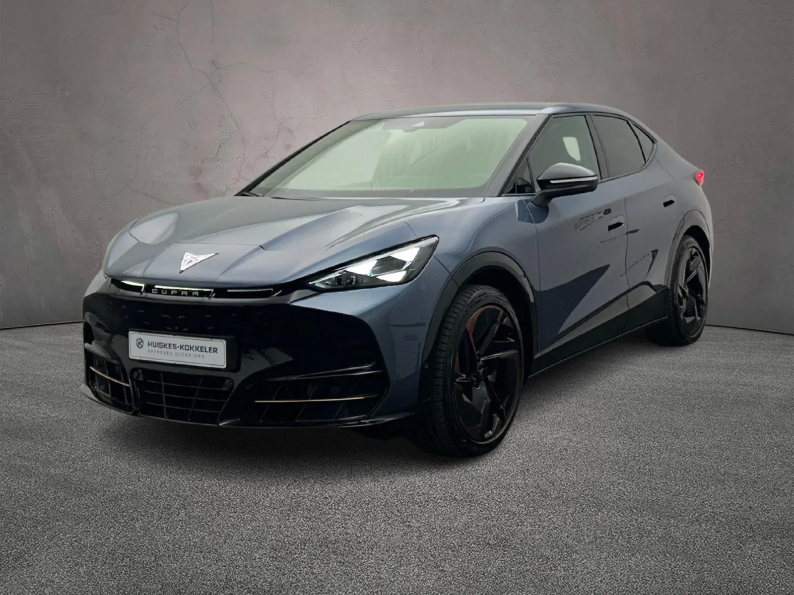 CUPRA Tavascan (2024) — foto 1