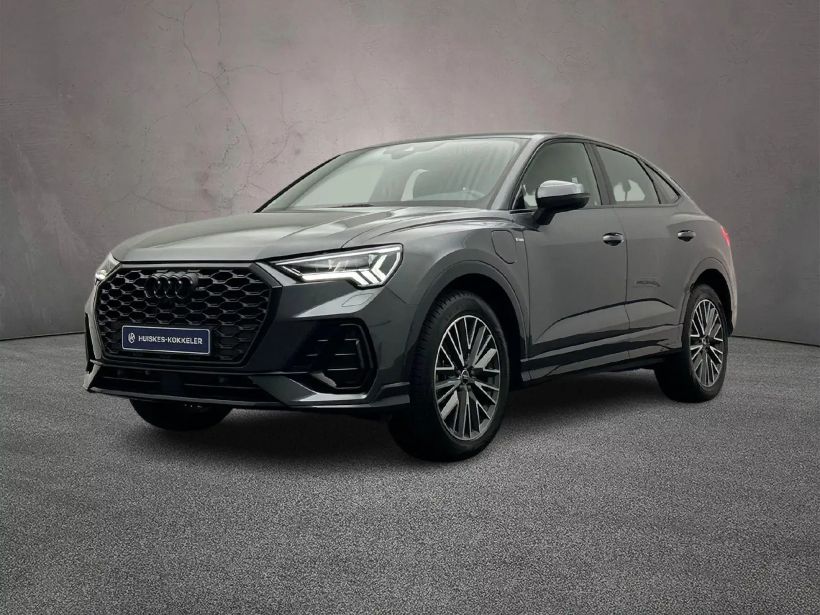 Audi Q3 (2021) — foto 1