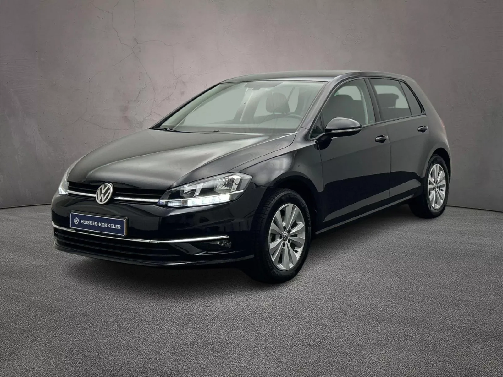 Volkswagen Golf (2019) — foto 1