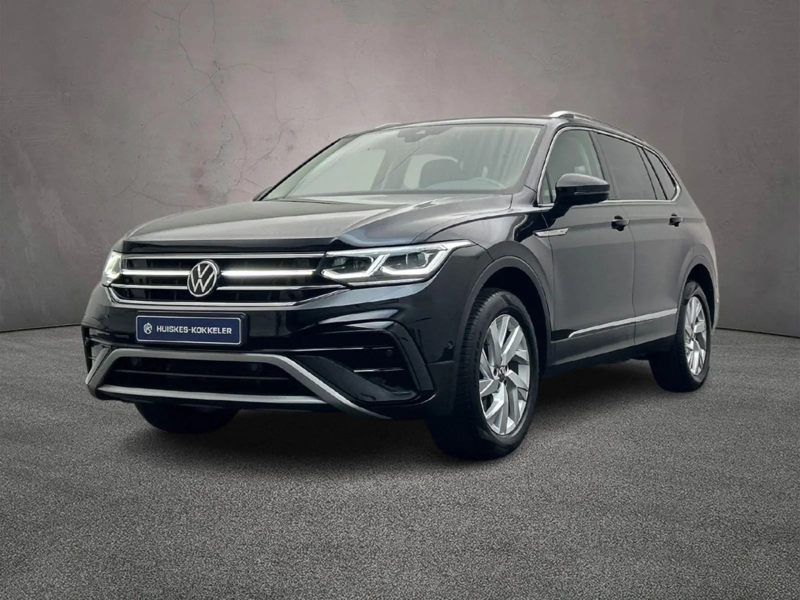 Volkswagen Tiguan (2022) — foto 1