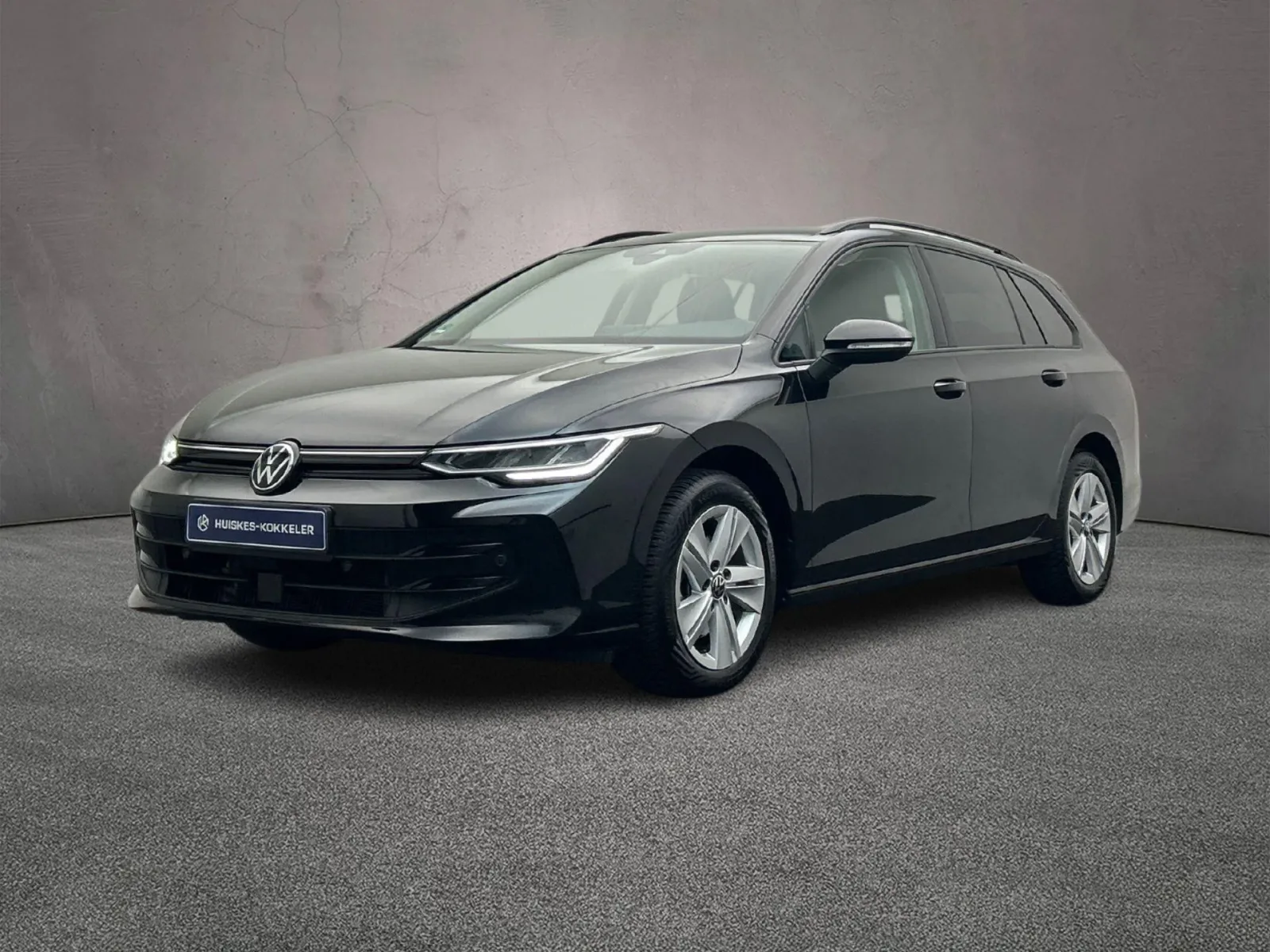 Volkswagen Golf (2024) — foto 1