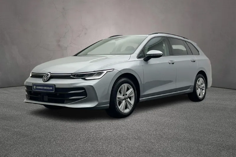 Volkswagen Golf (2024)