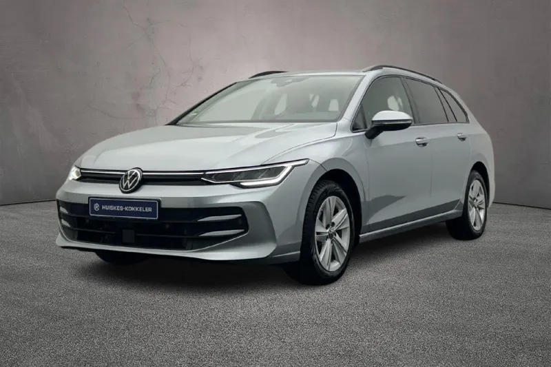 Volkswagen Golf (2024)
