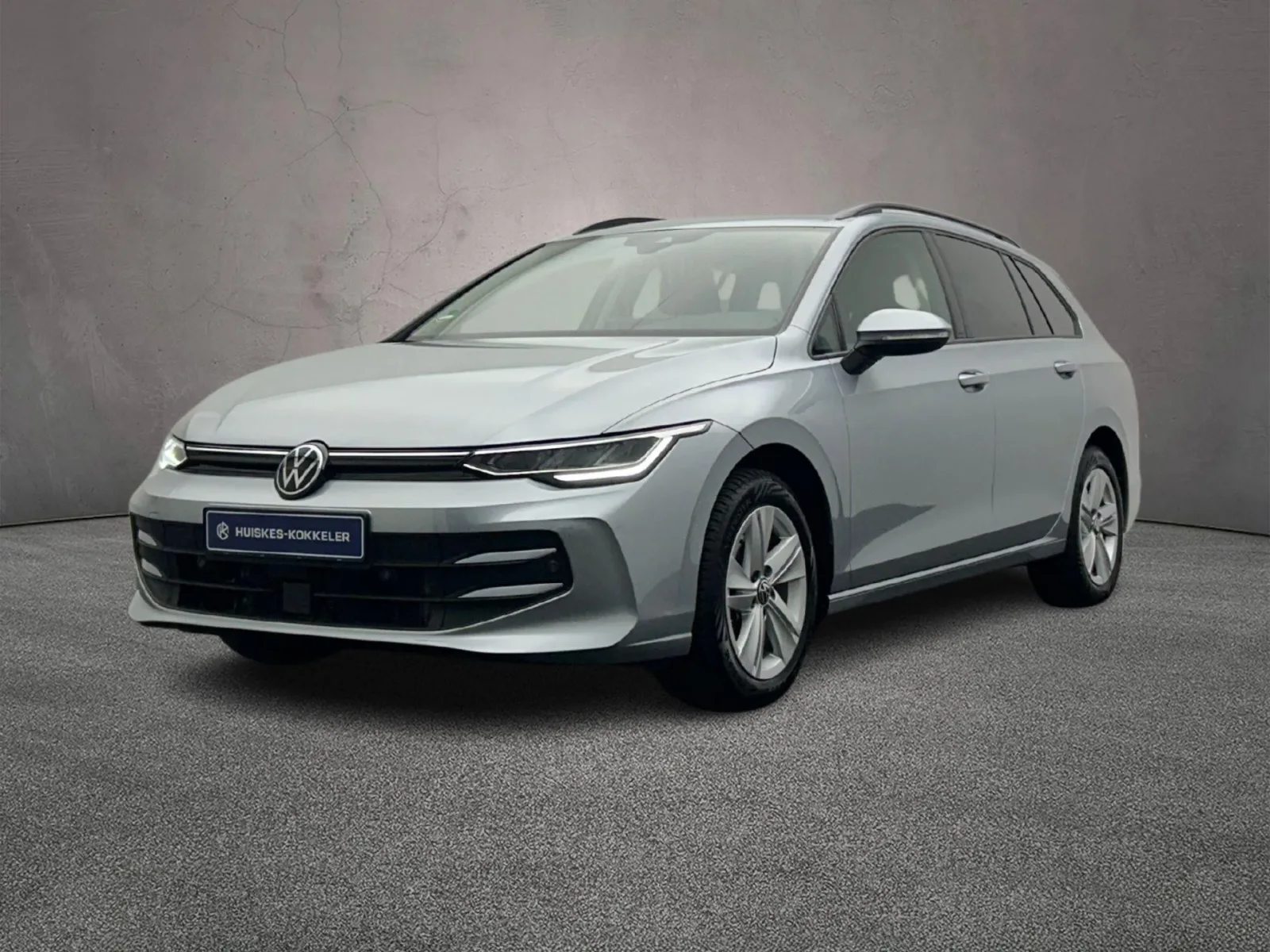 Volkswagen Golf (2024) — foto 1