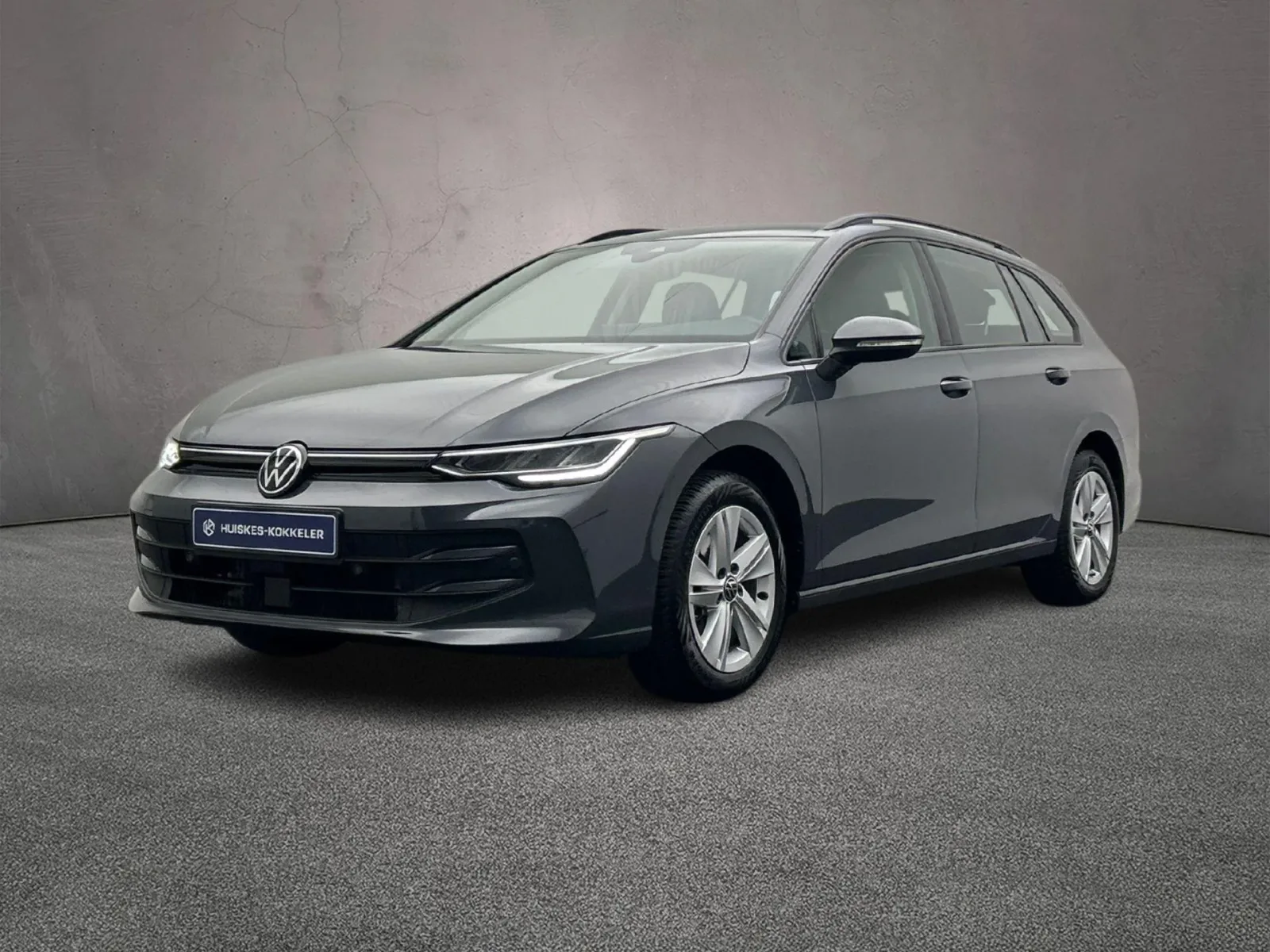 Volkswagen Golf (2024) — foto 1