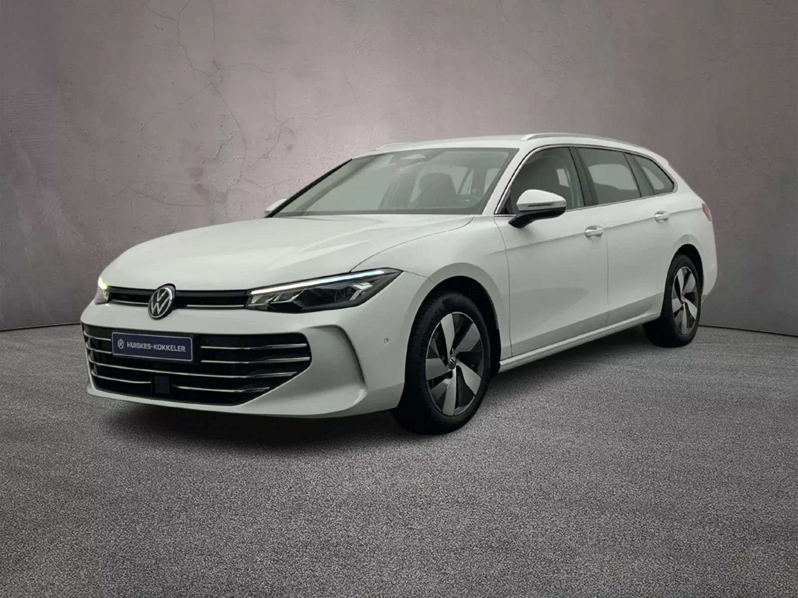 Volkswagen Passat (2024) — foto 1
