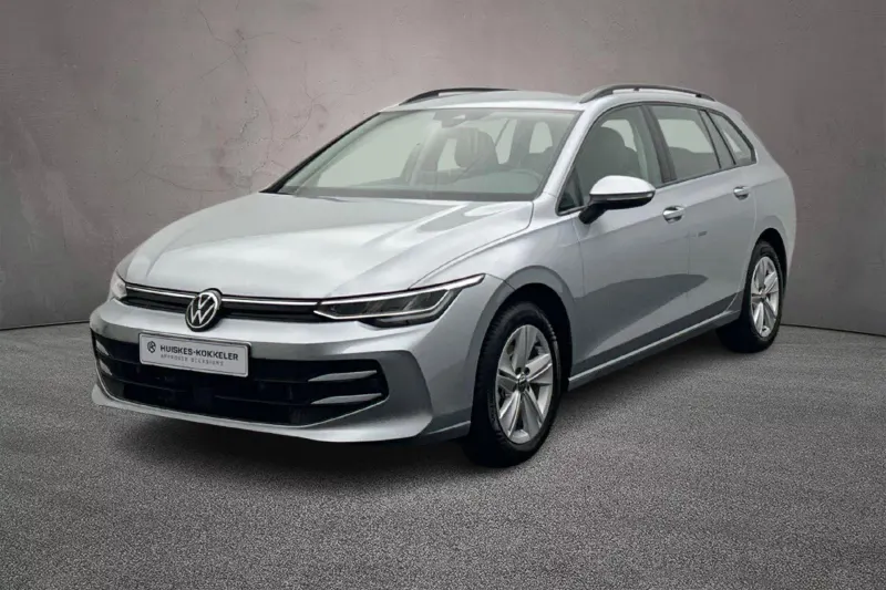 Volkswagen Golf (2024)