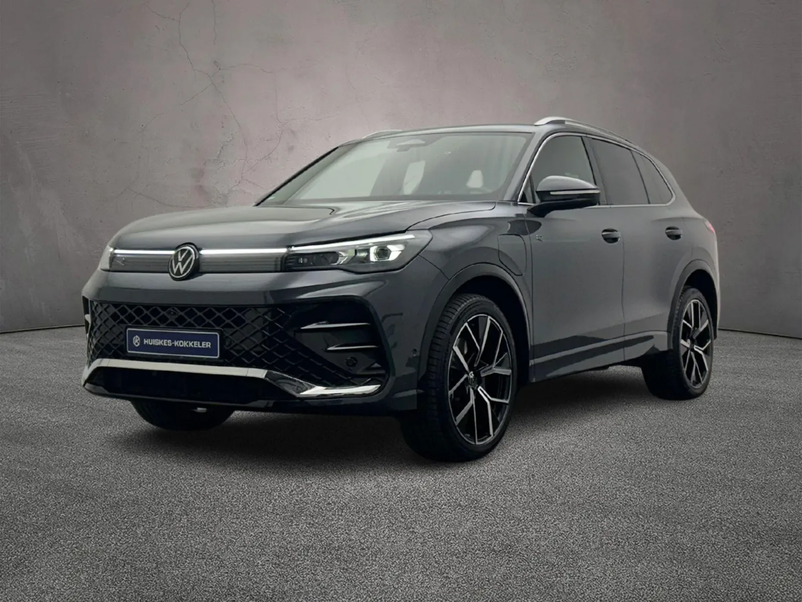 Volkswagen Tiguan (2024) — foto 1