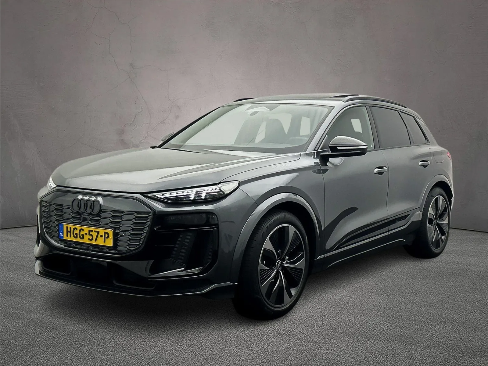 Audi SQ6 e-tron (2025) — foto 1