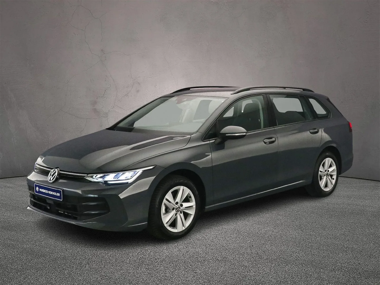 Volkswagen Golf (2024) — foto 1