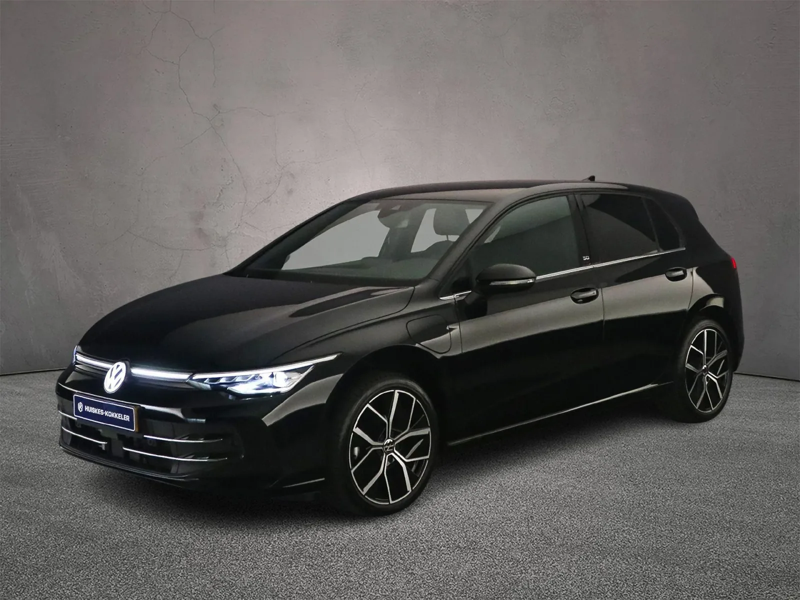 Volkswagen Golf (2024) — foto 1