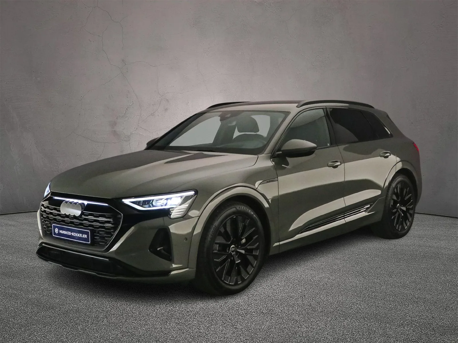 Audi Q8 e-tron (2023) — foto 1