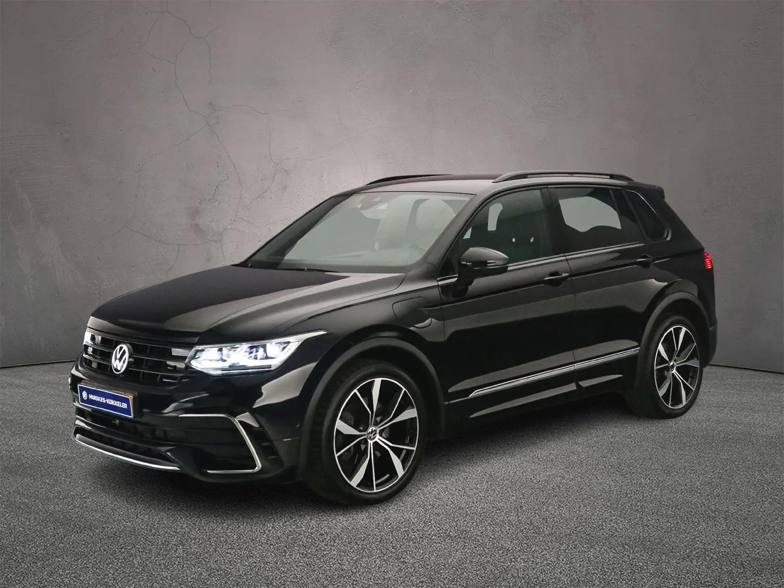 Volkswagen Tiguan (2021) — foto 1