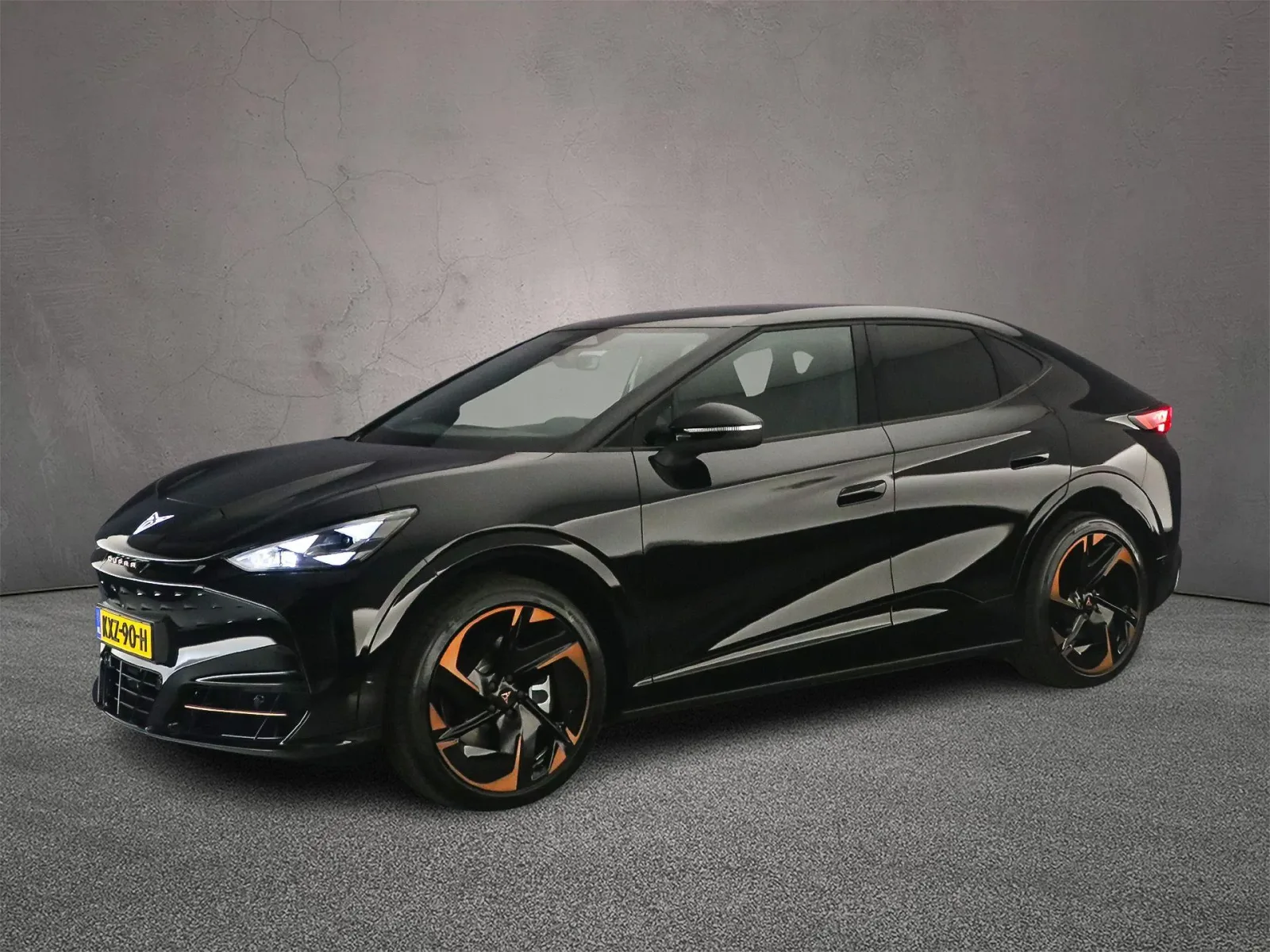 CUPRA Tavascan (2026) — foto 1