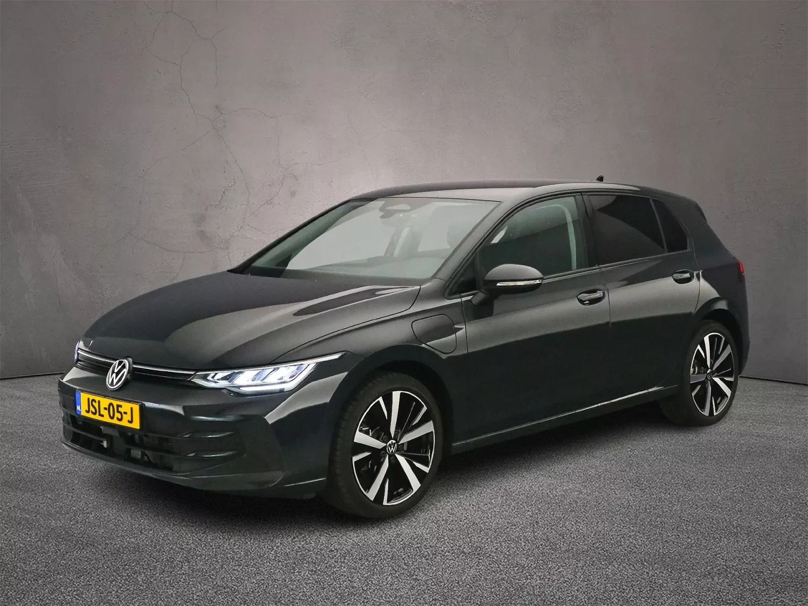 Volkswagen Golf (2025) — foto 1