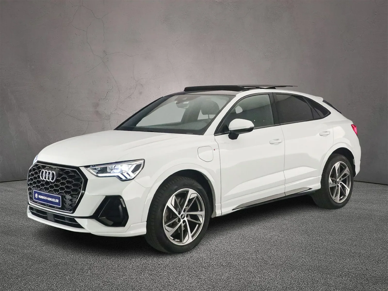 Audi Q3 Sportback (2022) — foto 1