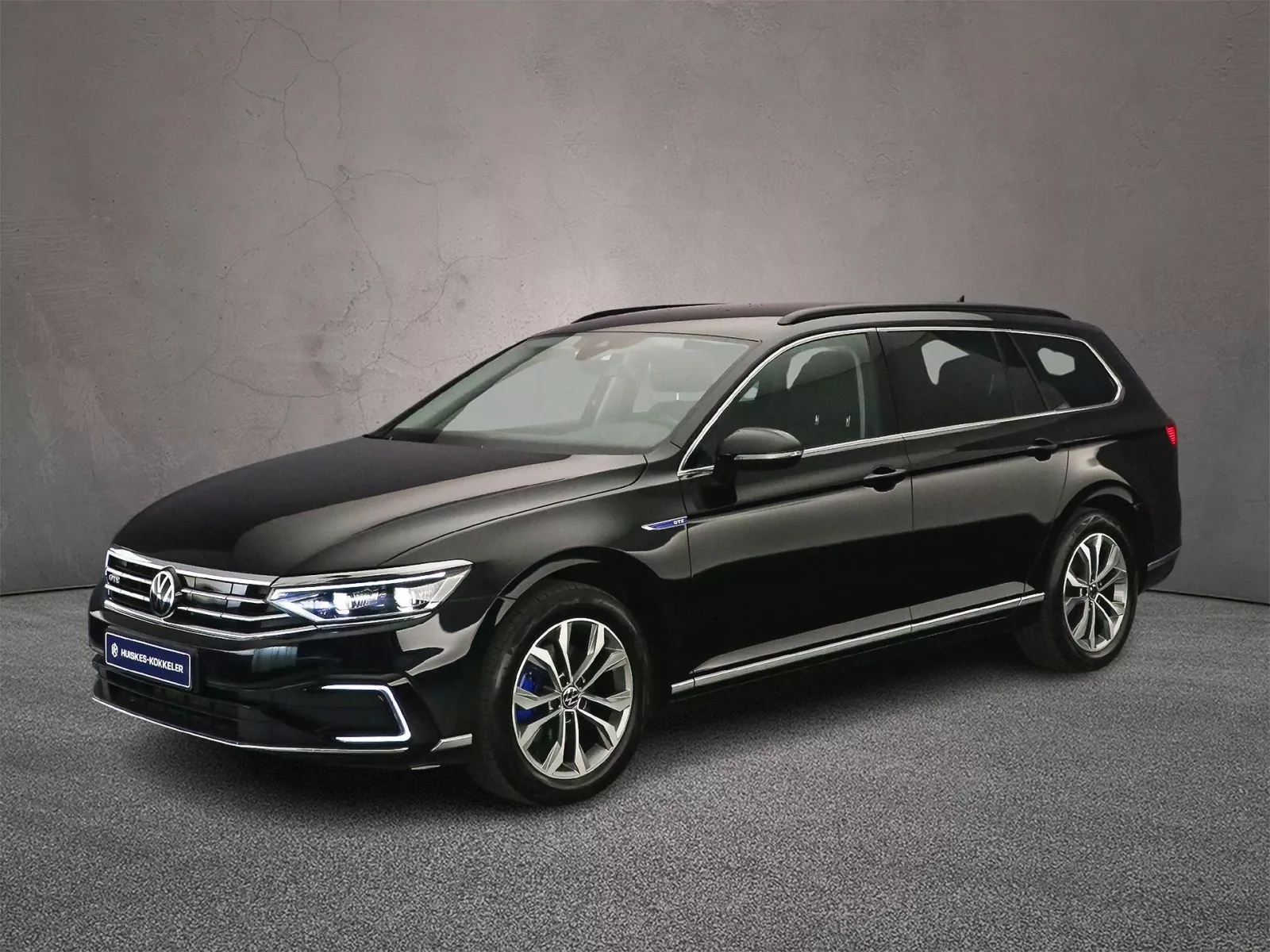 Volkswagen Passat (2023) — foto 1