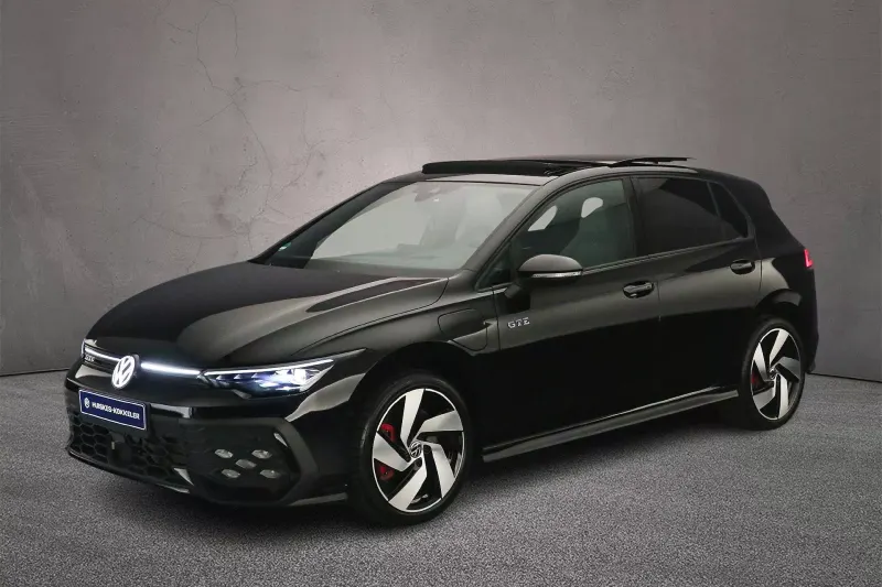 Volkswagen Golf (2025)