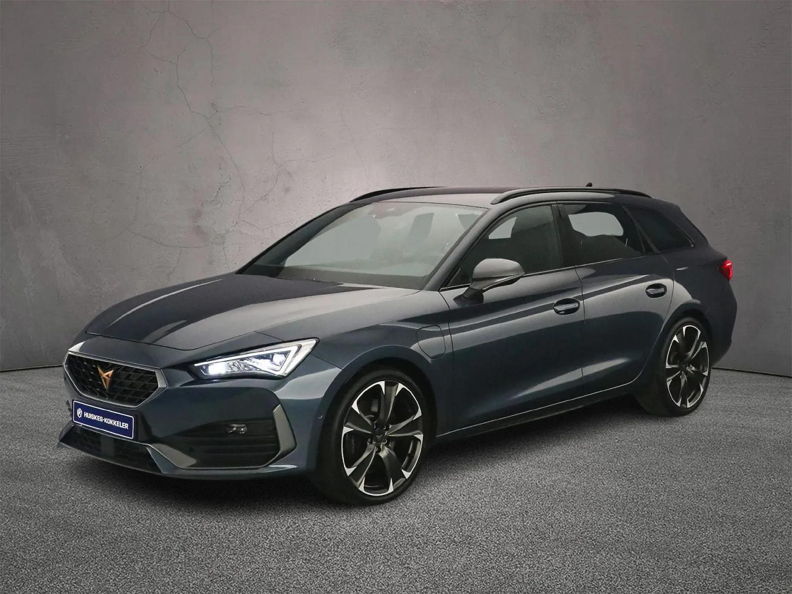 CUPRA Leon Sportstourer (2023) — foto 1