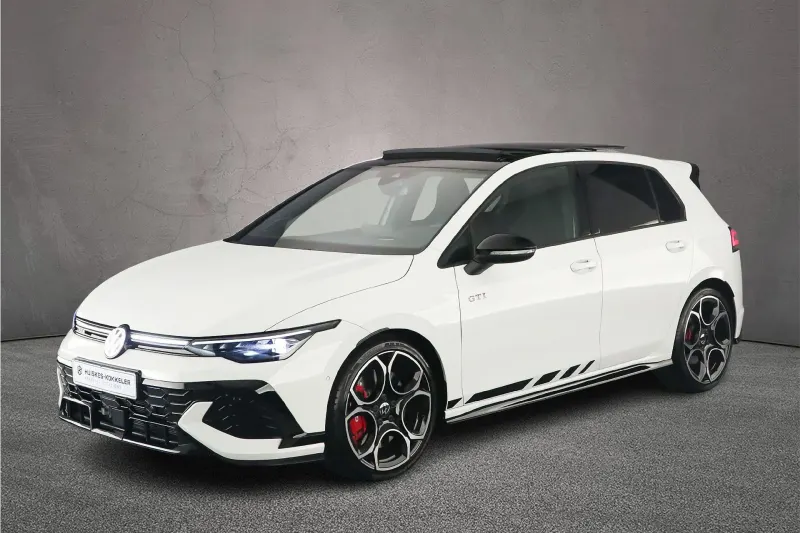 Volkswagen Golf (2025)