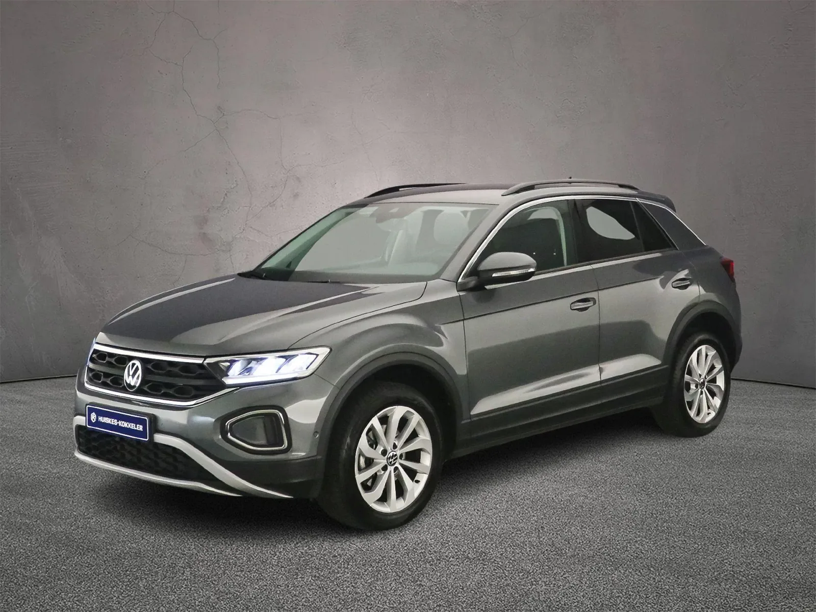 Volkswagen T-Roc (2024) — foto 1