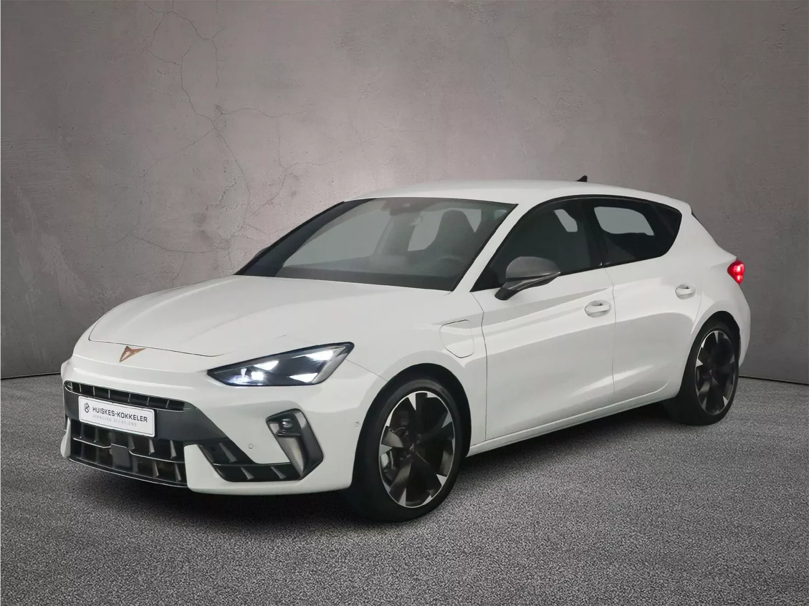 CUPRA Leon (2025) — foto 1