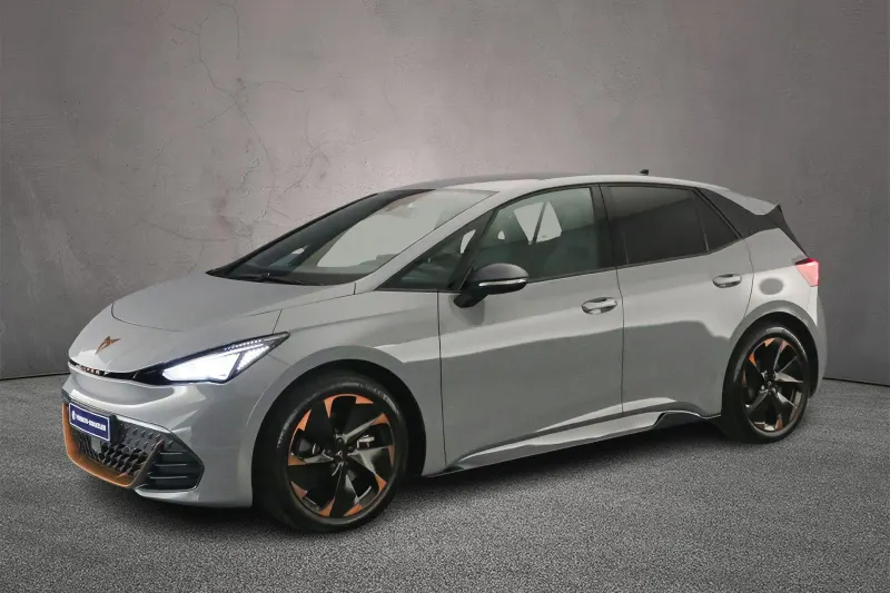 CUPRA Born (2024)