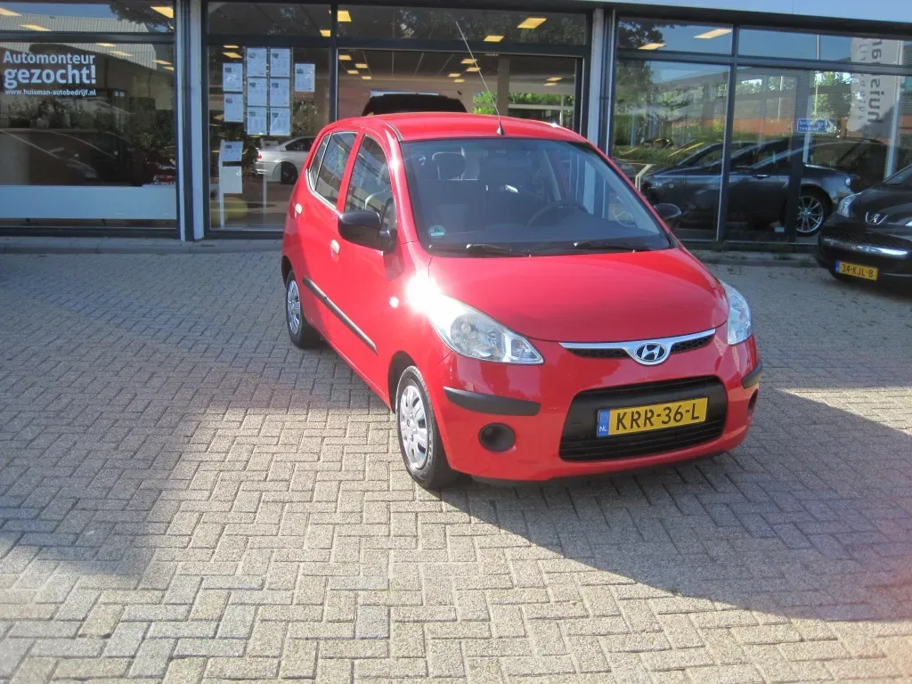 Hyundai i10 (2008) — foto 1