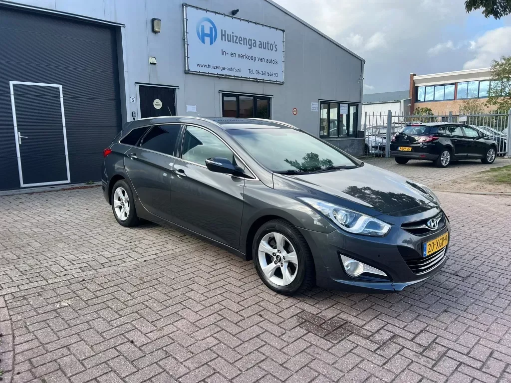 Hyundai i40 (2012) — foto 1