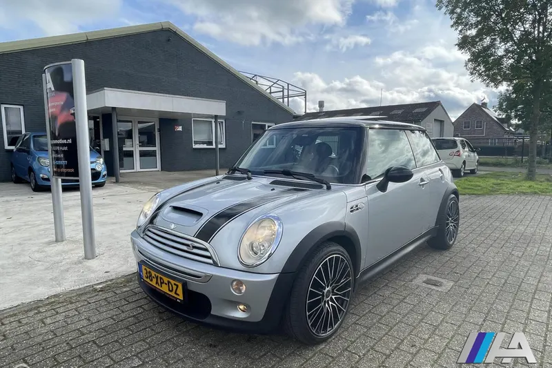 MINI Cooper S (2006)