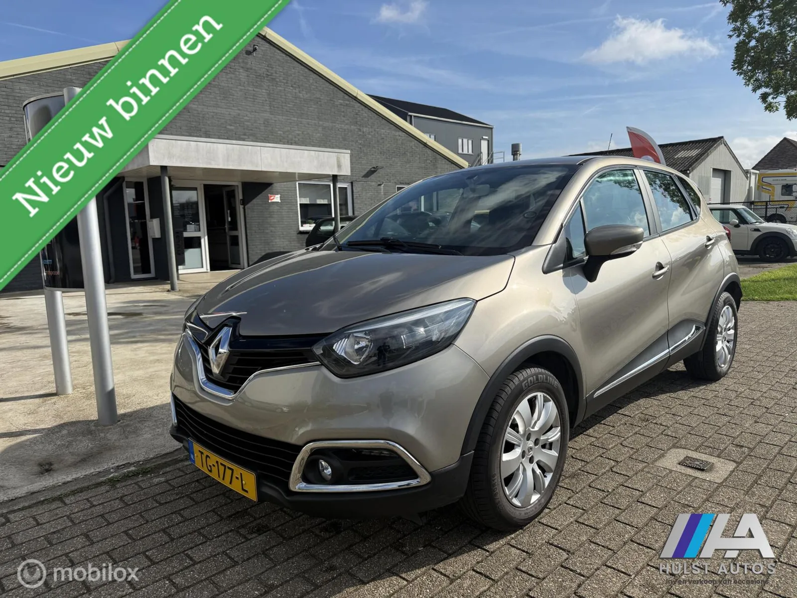 Renault Captur (2014) — foto 1