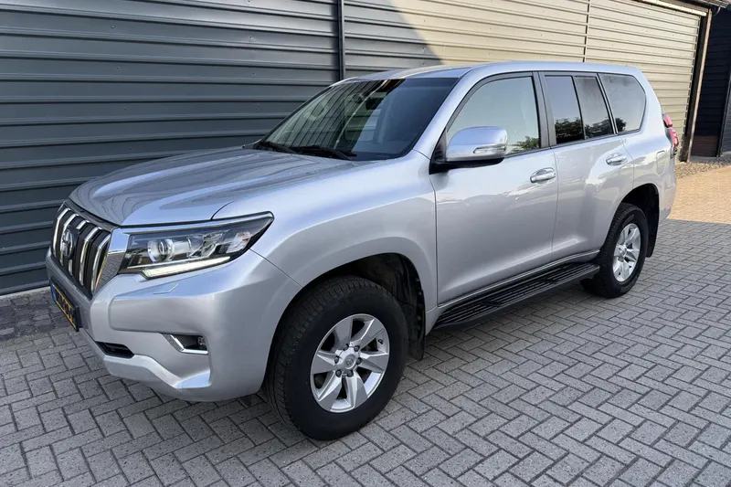 Toyota Land Cruiser (2021)