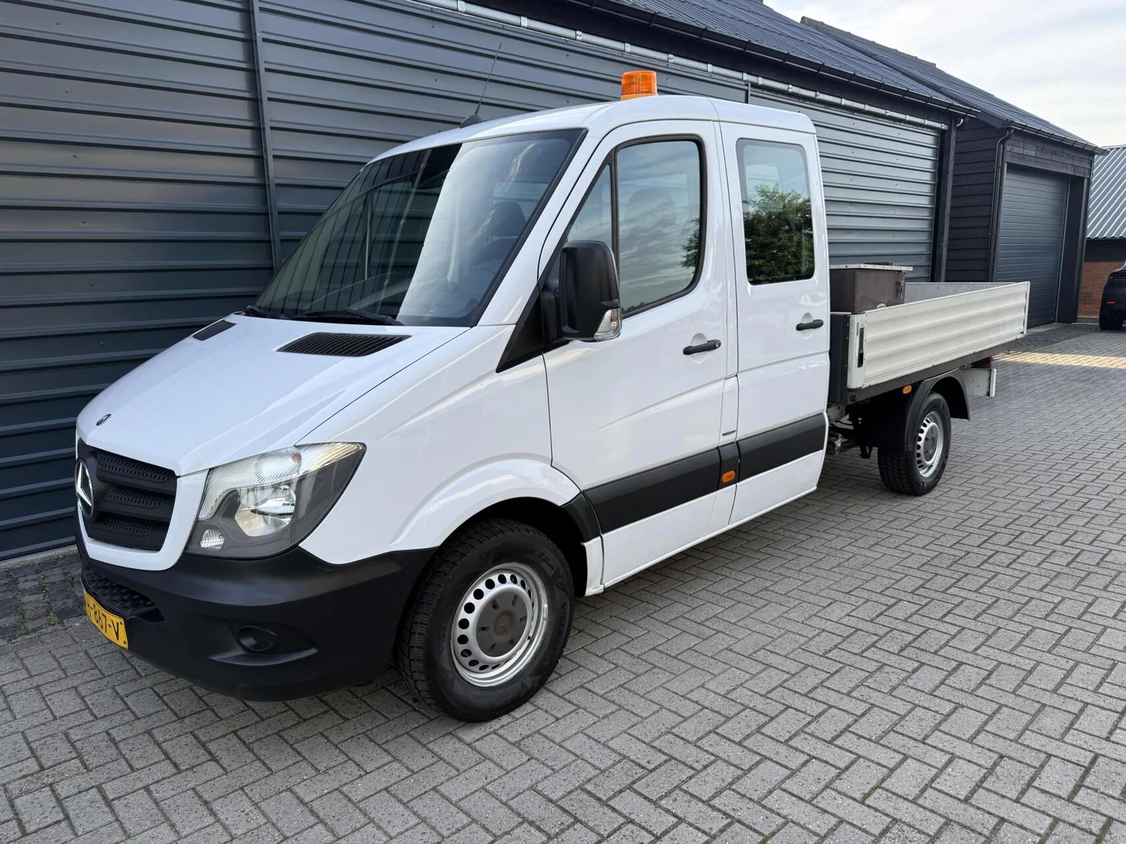 Mercedes-Benz Sprinter (2014) — foto 1