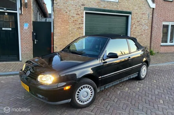 Volkswagen Golf (1999) — foto 1
