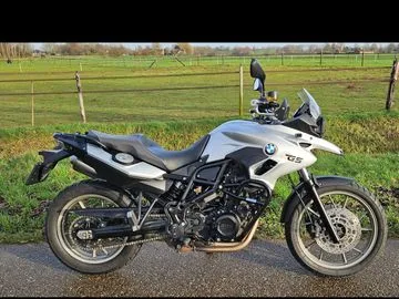 BMW F (2014) — foto 1