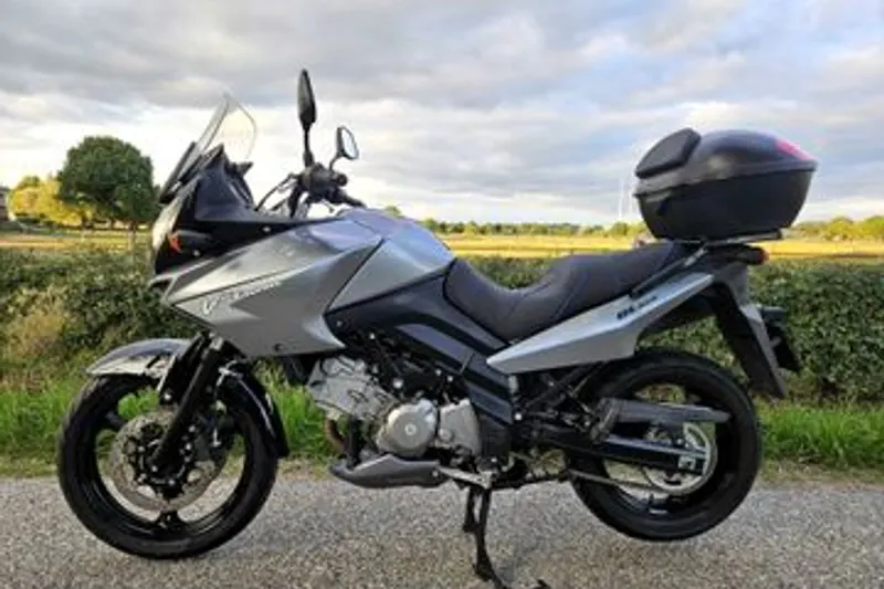 Suzuki V-Strom (2008)