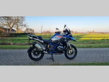 BMW R (2018) — foto 1