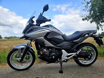 Honda NC750X (2018) — foto 1