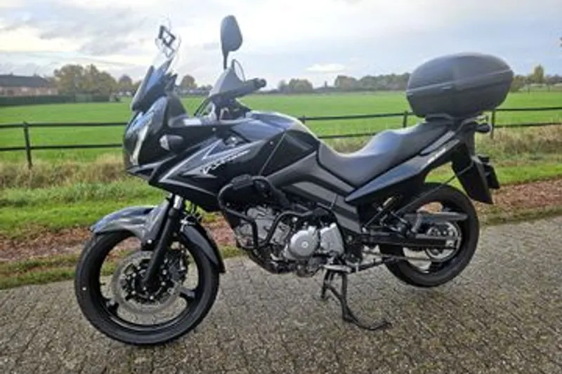 Suzuki V-Strom (2010)