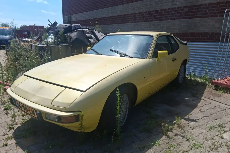 Porsche 924 (1984)