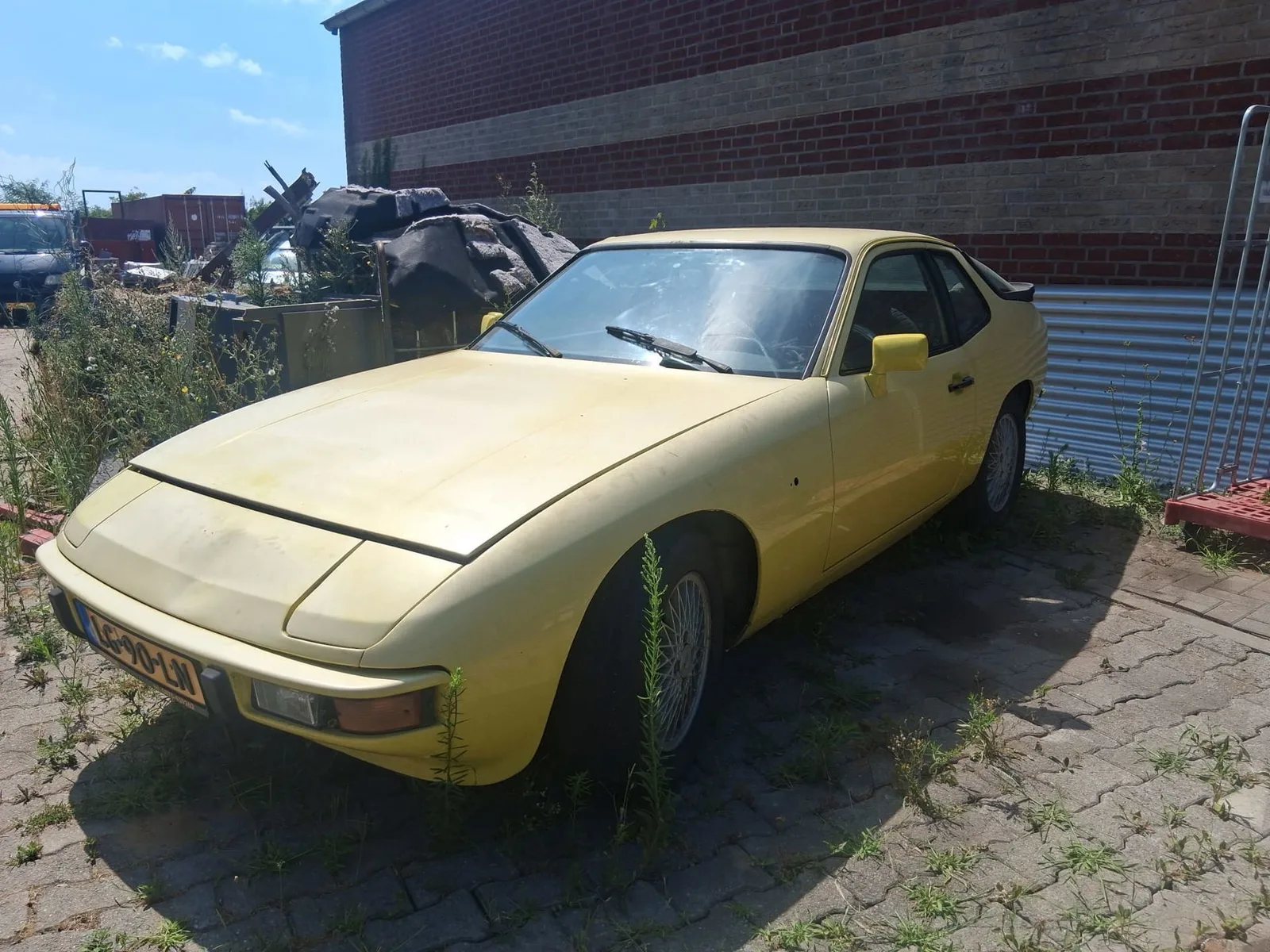 Porsche 924 (1984) — foto 1