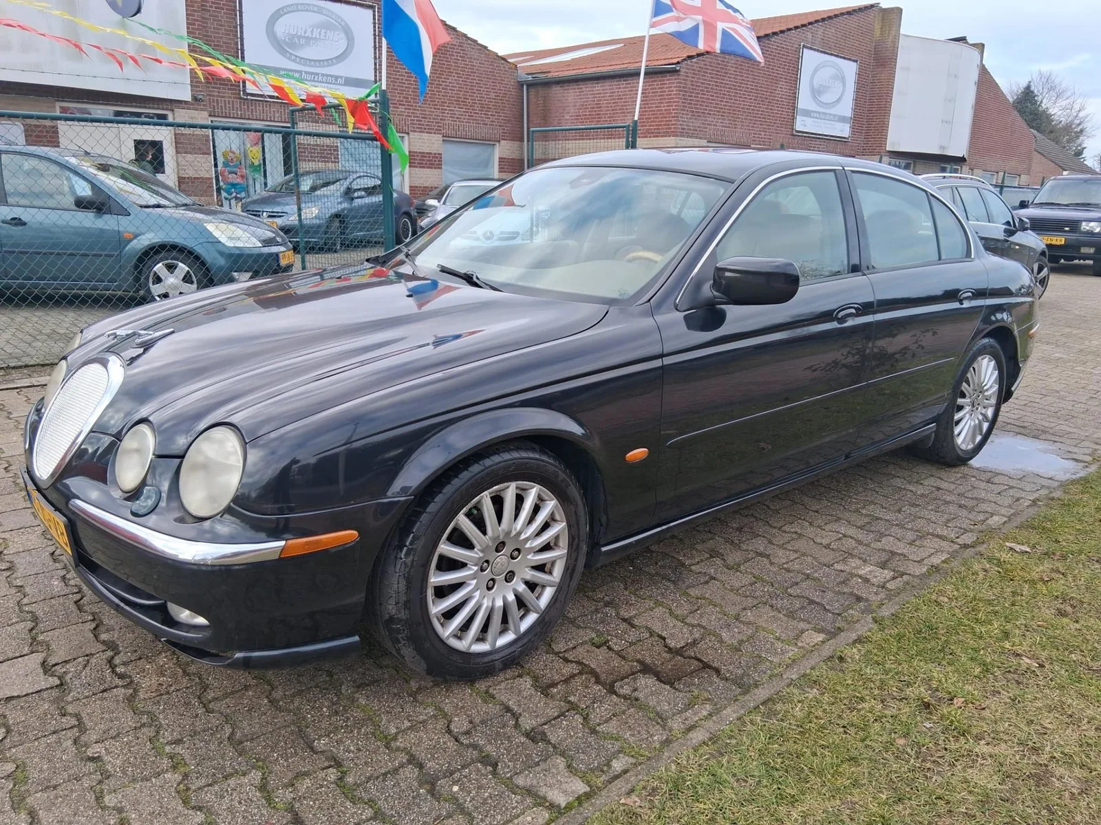 Jaguar S-Type (2000) — foto 1