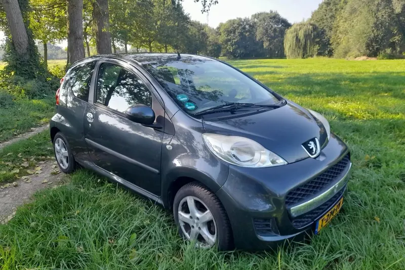 Peugeot 107 (2009)