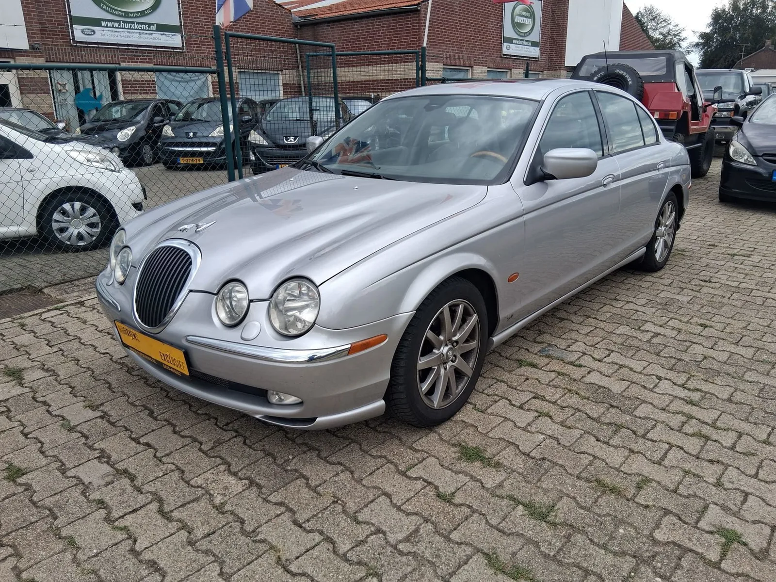 Jaguar S-Type (2001) — foto 1