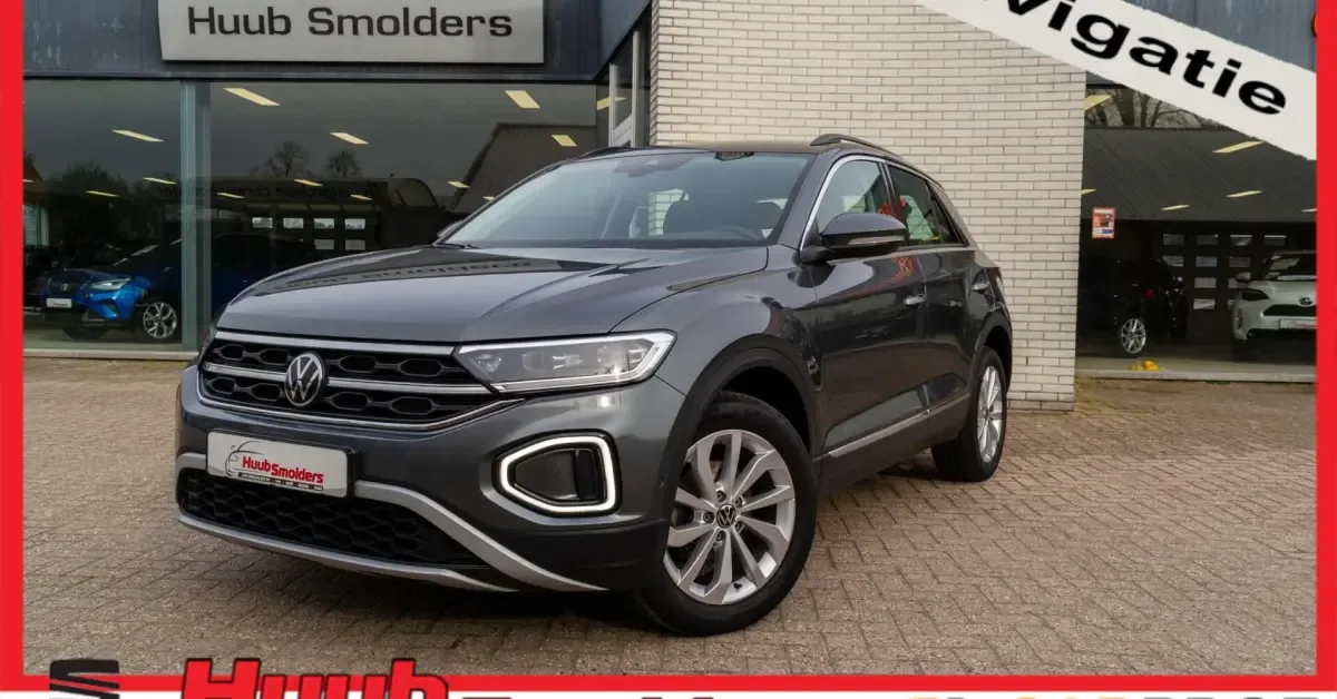 Volkswagen T-Roc (2022) — foto 1