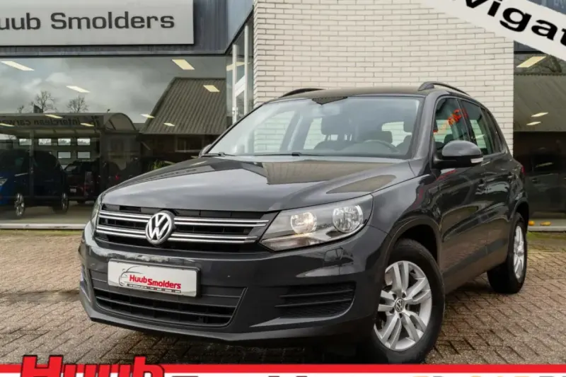 Volkswagen Tiguan (2015)