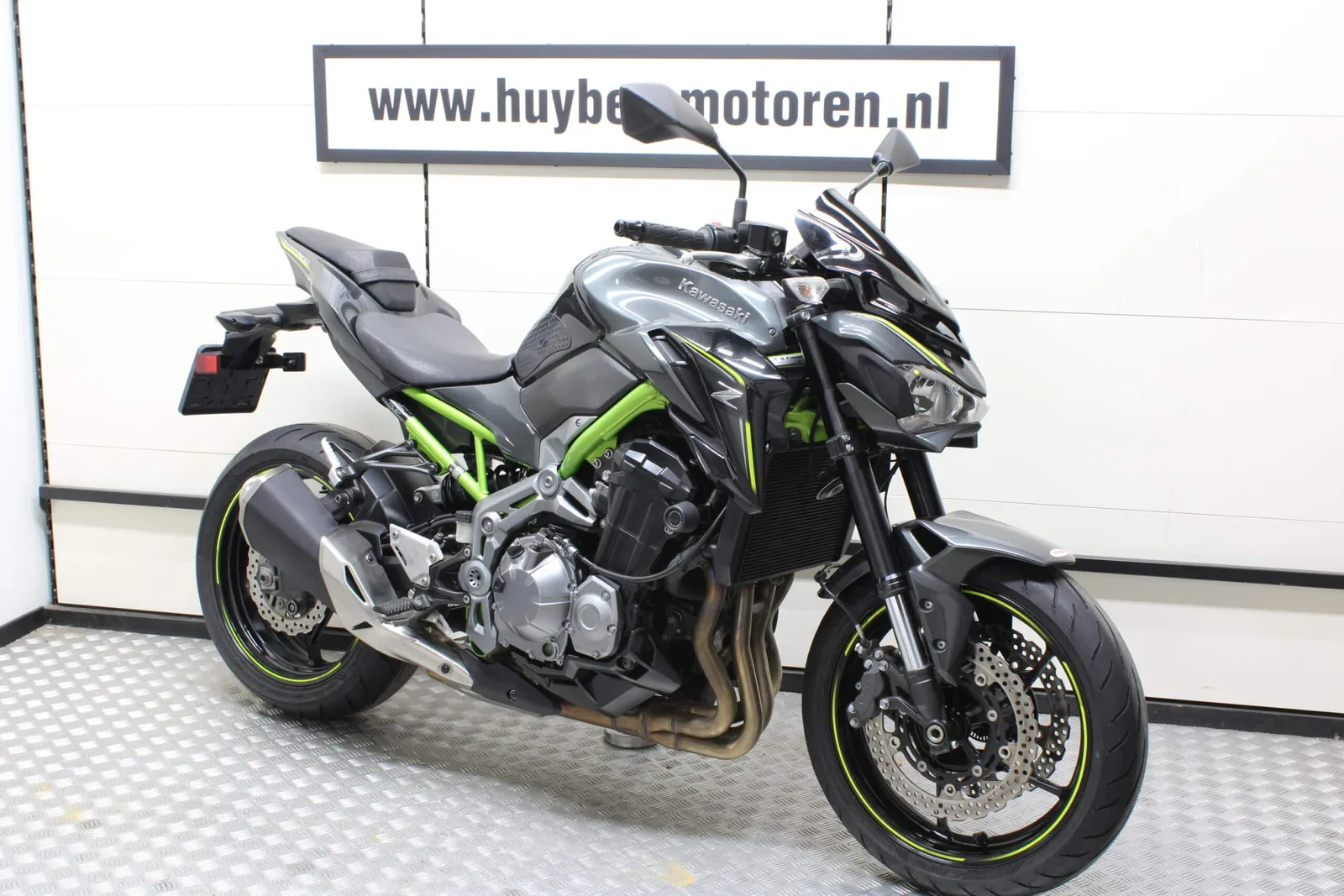 Kawasaki Z900 (2018) — foto 1