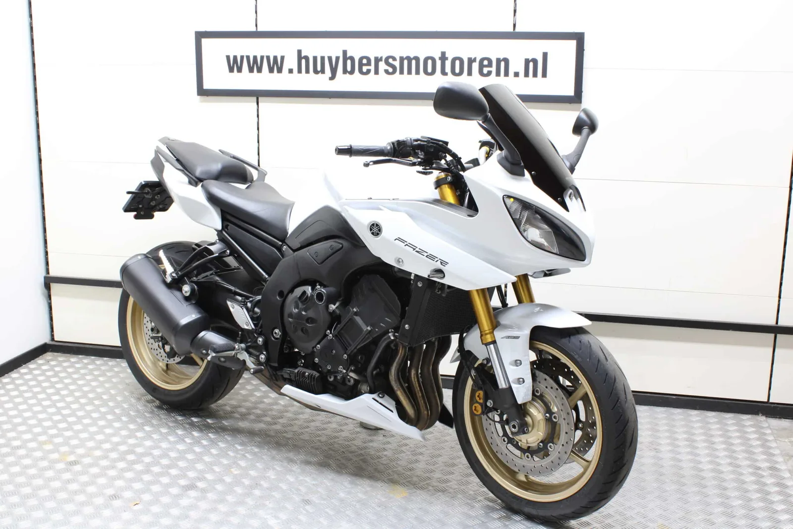 Yamaha FZ8 (2012) — foto 1