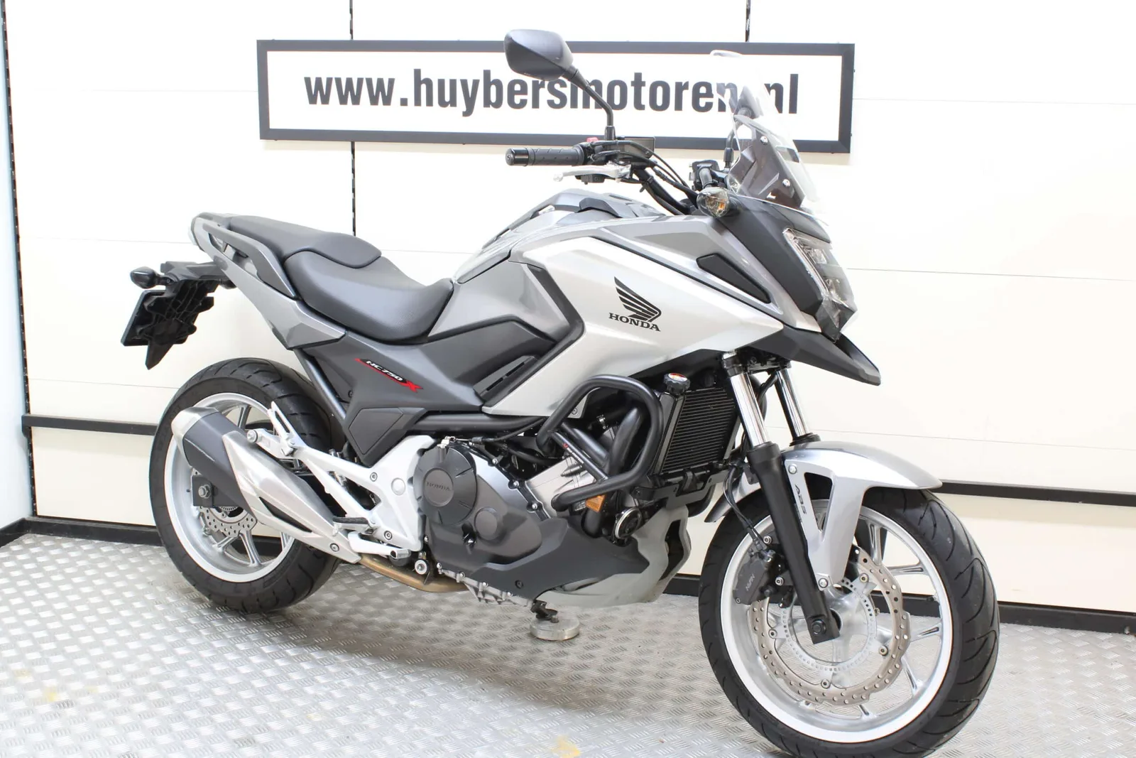 Honda NC750X (2016) — foto 1