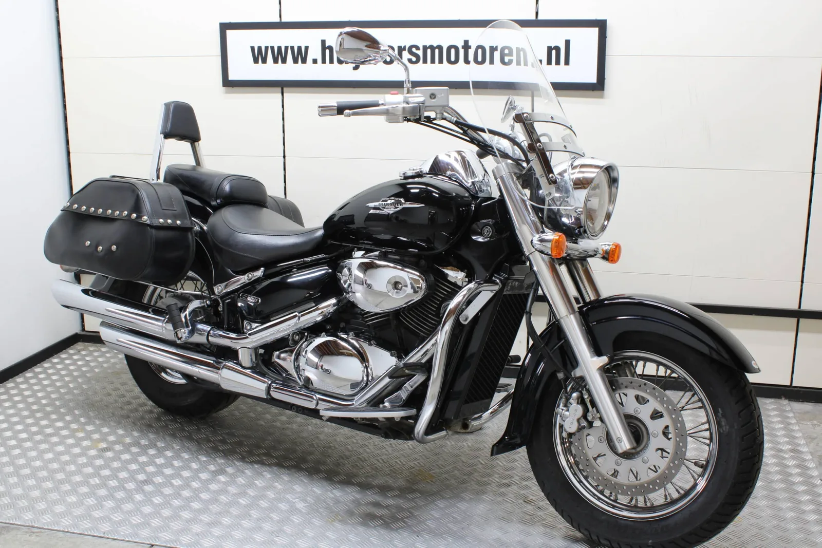 Suzuki C800 Intruder (2008) — foto 1